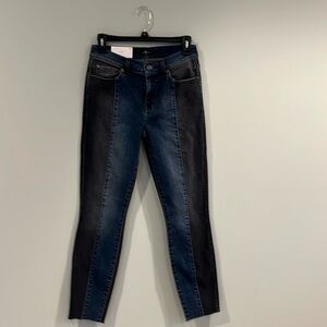 Women’s super skinny 7 For all Mankind jeans size 27. .